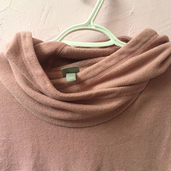 Bench Pink Fuzzy Style Snuggie Sweater Hoodie - Picture 4 of 6